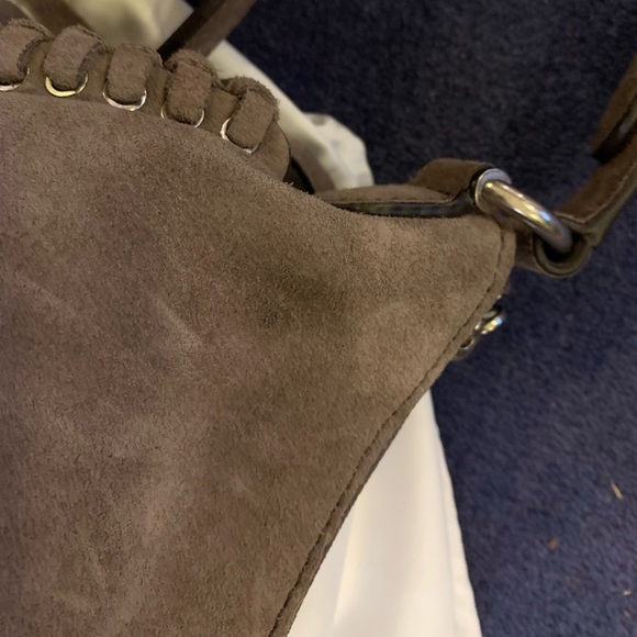 Michael Kors “Billy” suede messenger bag w/ fringe - Picture 12 of 13